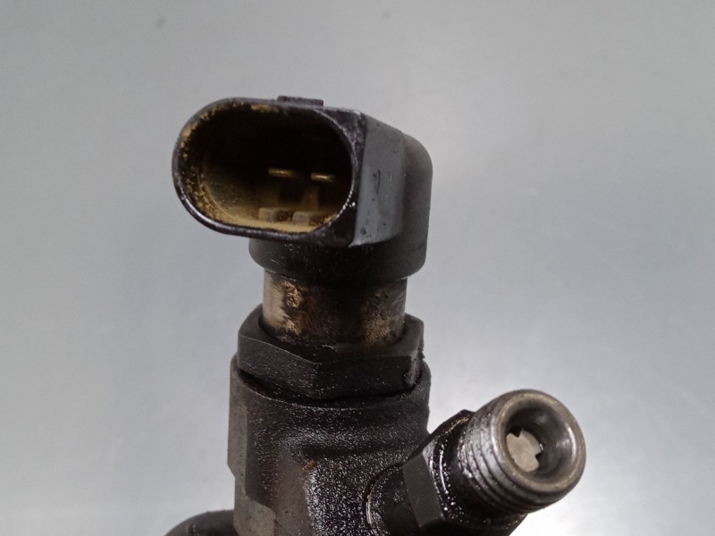 Recambio de inyector para ford focus ii sedán (db_, fch, dh) 2.0 tdci referencia OEM IAM   