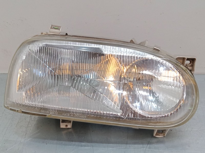 Recambio de faro derecho para volkswagen golf iii (1h1) 1.6 referencia OEM IAM 13917400R  