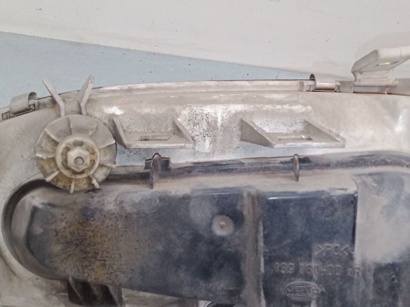 Recambio de faro derecho para volkswagen golf iii (1h1) 1.6 referencia OEM IAM 13917400R  