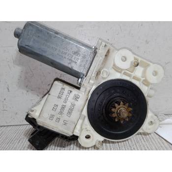 MOTOR ELEVALUNA DELANTERO IZQUIERDO 9178987LH 0130822011