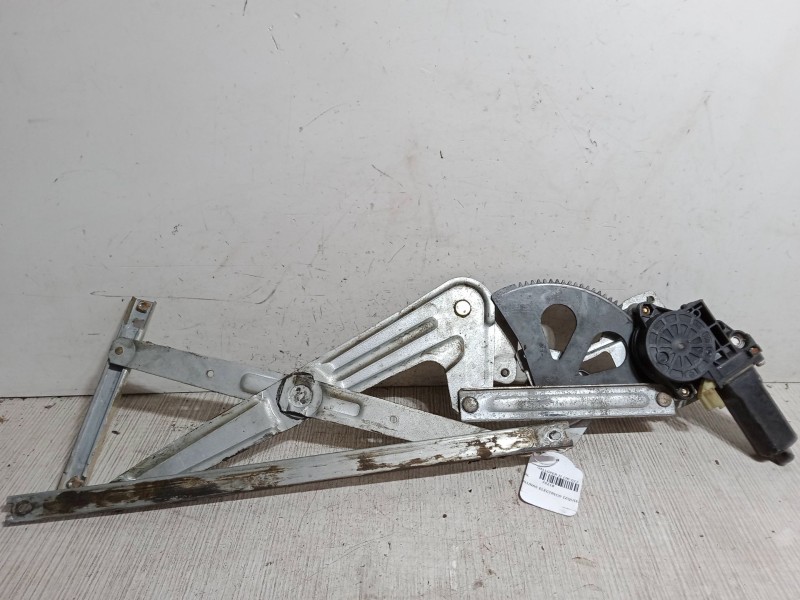 Recambio de elevalunas electrico izquierdo 3p para hyundai galloper ii (jk-01) 2.5 tci d referencia OEM IAM    Recambio de elevalunas electrico izquierdo 3p para hyundai galloper ii (jk-01) 2.5 tci d referencia OEM IAM