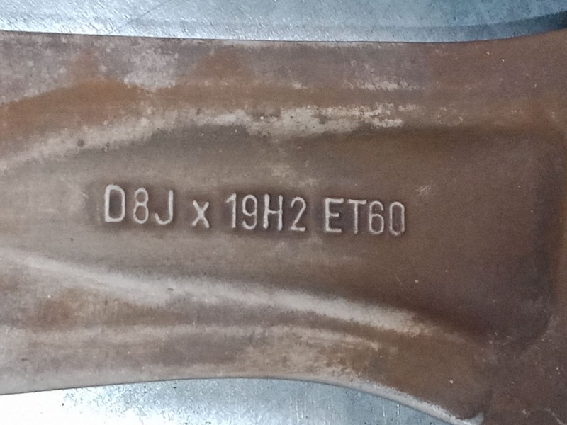 Recambio de rueda completa para mercedes-benz clase m (w164) ml 350 cdi 4-matic (164.122) referencia OEM IAM A1644014802  275/45