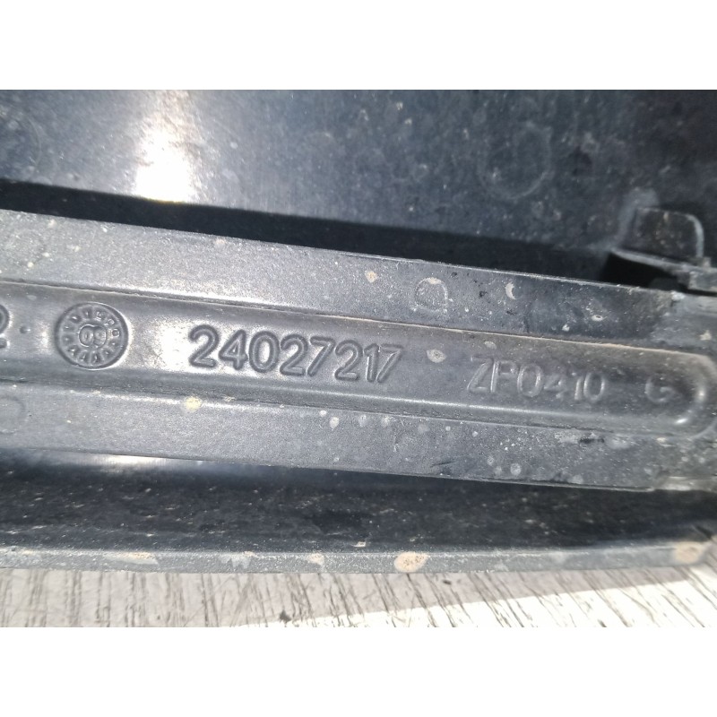 Recambio de brazo limpia delantero derecho para mercedes-benz clase m (w164) ml 350 cdi 4-matic (164.122) referencia OEM IAM 240