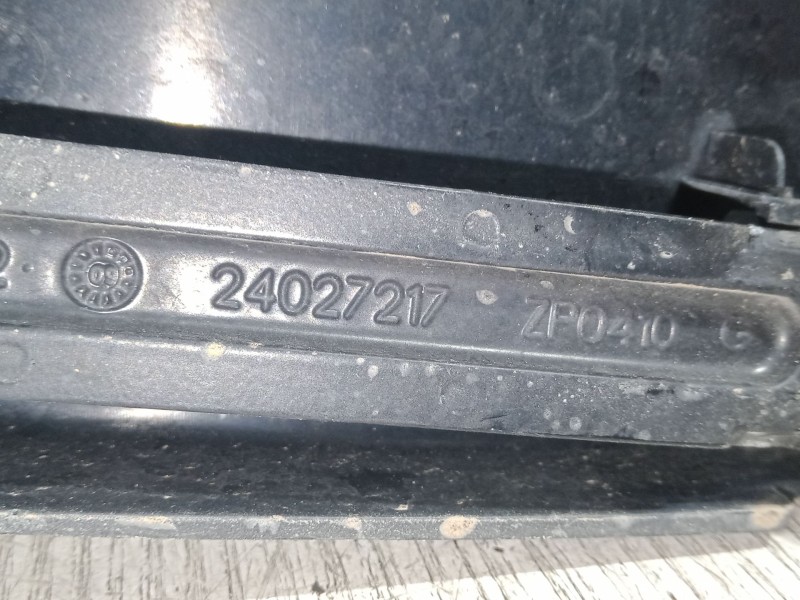 Recambio de brazo limpia delantero derecho para mercedes-benz clase m (w164) ml 350 cdi 4-matic (164.122) referencia OEM IAM 240