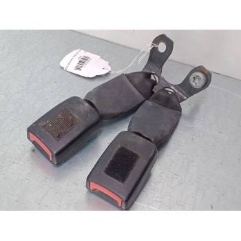 ANCLAJE CINTURON TRASERO IZQUIERDO 
