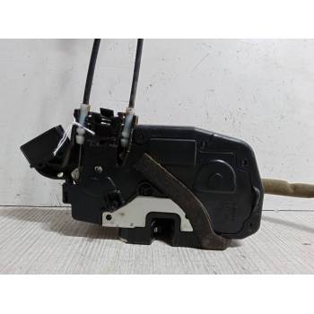 CERRADURA PUERTA TRASERA DERECHA 