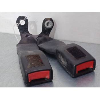 ANCLAJE CINTURON TRASERO IZQUIERDO 