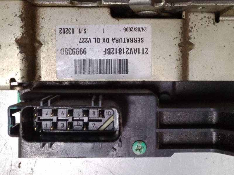 Recambio de cerradura puerta delantera derecha para ford tourneo connect 1.8 tdci referencia OEM IAM 2T1AV21812BF  