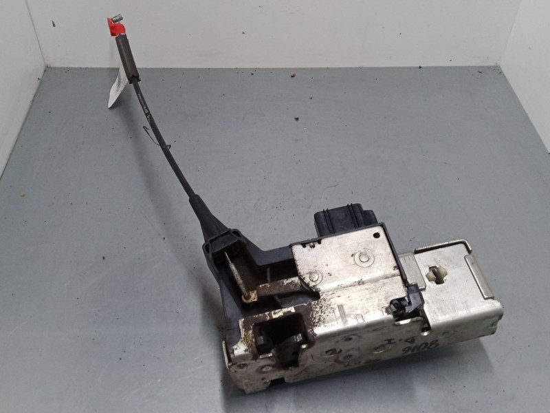 Recambio de cerradura puerta delantera izquierda para ford tourneo connect 1.8 tdci referencia OEM IAM   