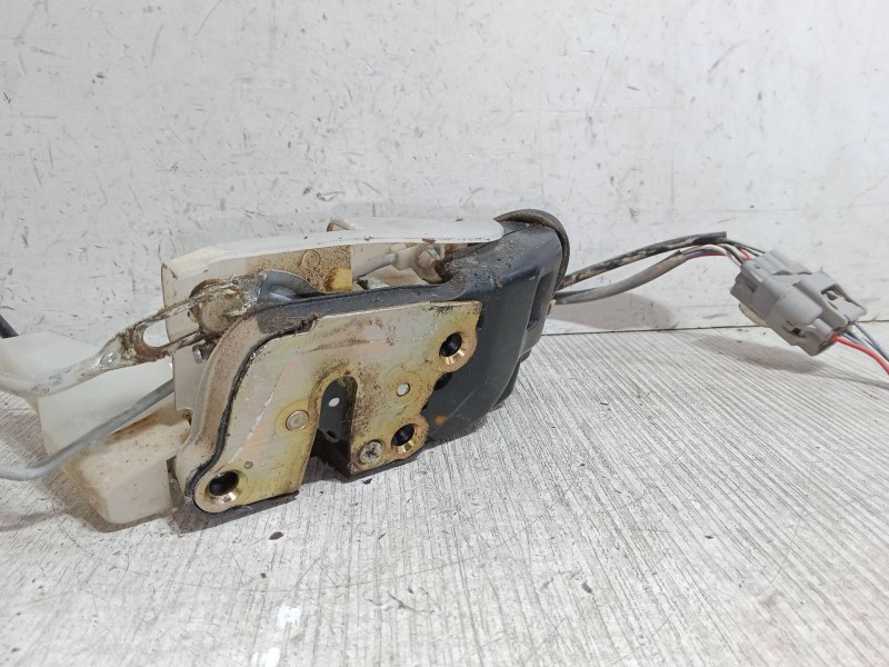 Recambio de cerradura derecha 3p para toyota rav 4 i (_a1_) 2.0 4wd (sxa10, sxa11) referencia OEM IAM   