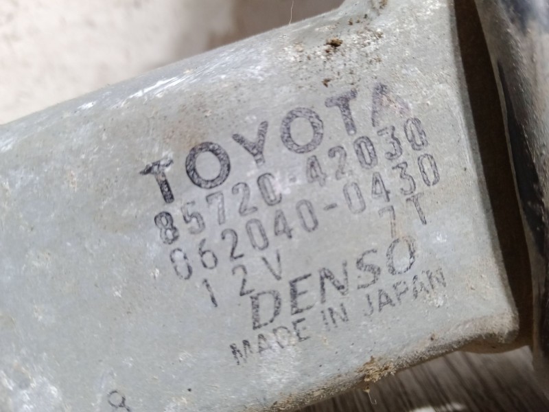 Recambio de elevalunas electrico izquierdo 3p para toyota rav 4 i (_a1_) 2.0 4wd (sxa10, sxa11) referencia OEM IAM 8572042030   Recambio de elevalunas electrico izquierdo 3p para toyota rav 4 i (_a1_) 2.0 4wd (sxa10, sxa11) referencia OEM IAM 8572042030