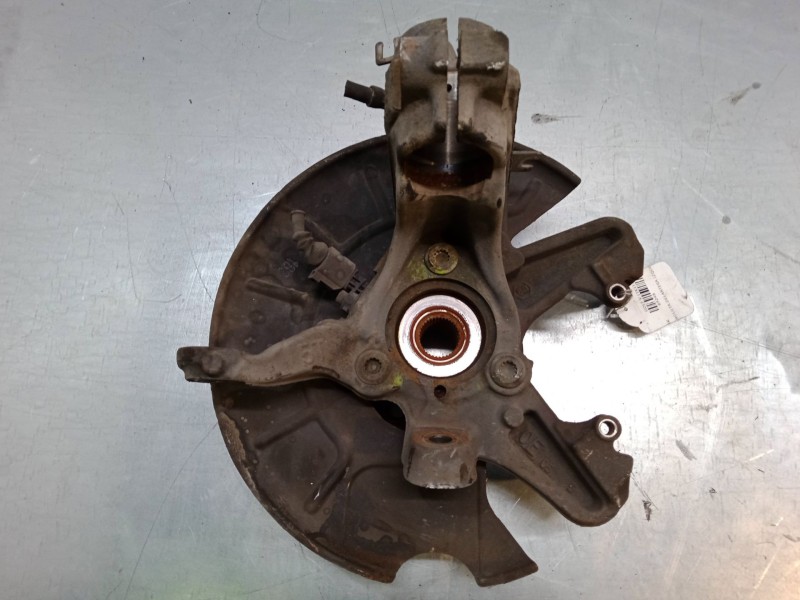 Recambio de mangueta delantera izquierda para volkswagen golf v (1k1) 1.6 referencia OEM IAM 1K0407255T  