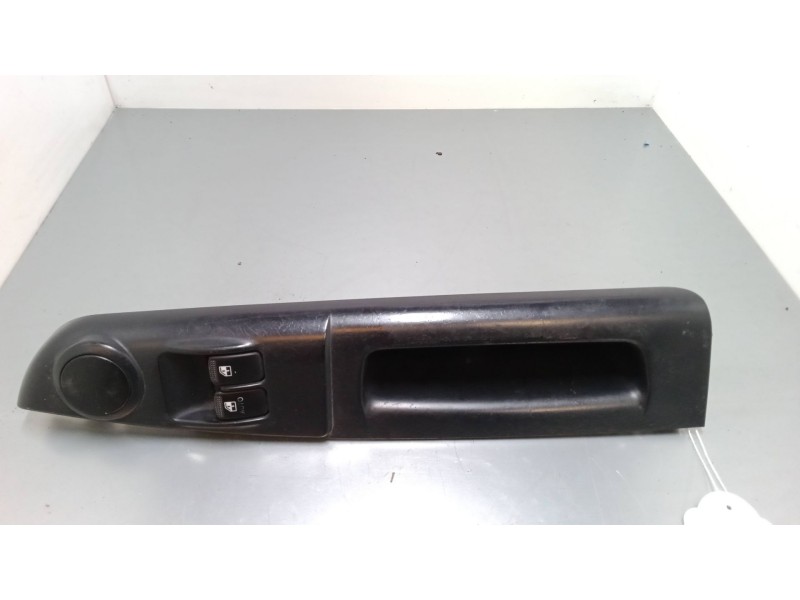 Recambio de mando elevalunas delantero izquierdo para hyundai getz (tb) 1.1 referencia OEM IAM   