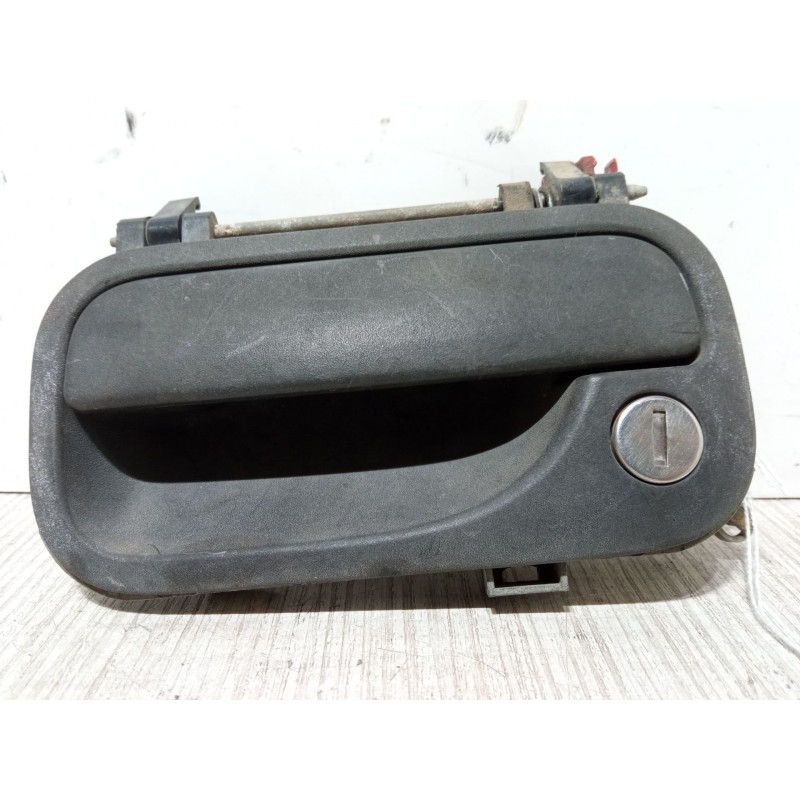 Recambio de maneta exterior puerta delantera izquierda para opel corsa b (s93) 1.0 i 12v (f08, f68, m68) referencia OEM IAM   