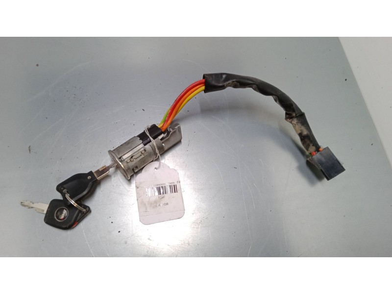 Recambio de clausor para renault express furgoneta/monovolumen (f40_, g40_) 1.9 d (f40r) referencia OEM IAM    Recambio de clausor para renault express furgoneta/monovolumen (f40_, g40_) 1.9 d (f40r) referencia OEM IAM