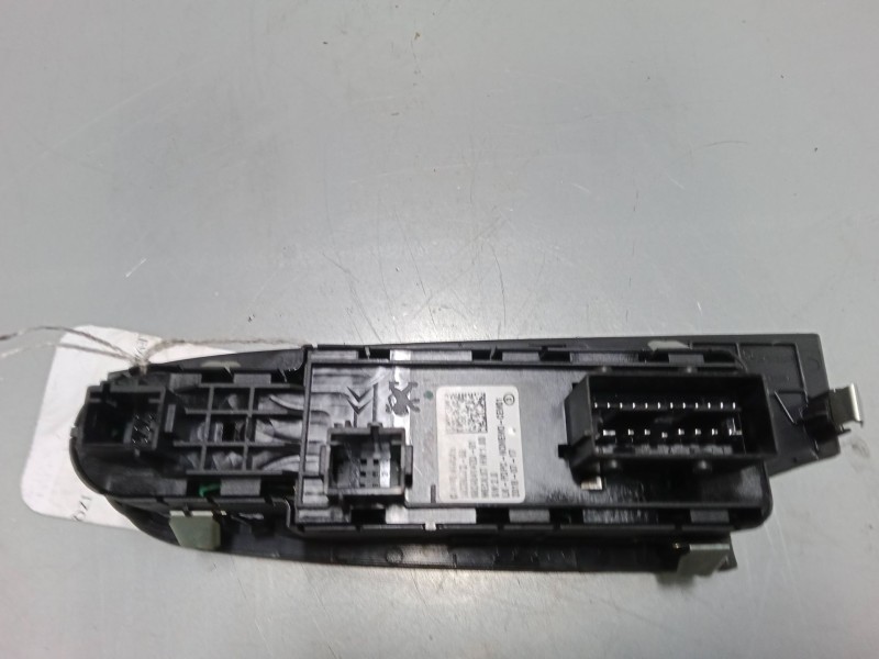 Recambio de mando elevalunas delantero izquierdo para citroën c4 spacetourer (3d_) 1.5 bluehdi 130 referencia OEM IAM 96788281ZD