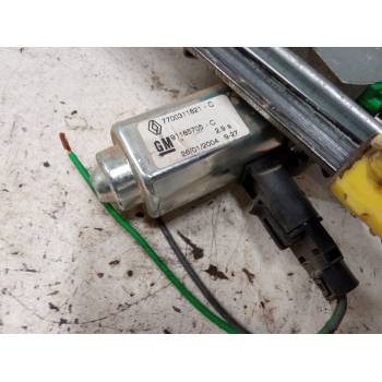 ELEVALUNAS ELECTRICO DELANTERO DERECHO 7700311821 