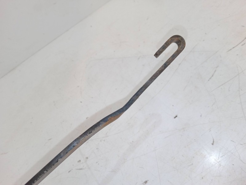 Recambio de brazo limpia delantero derecho para hyundai i20 i (pb, pbt) 1.2 referencia OEM IAM   