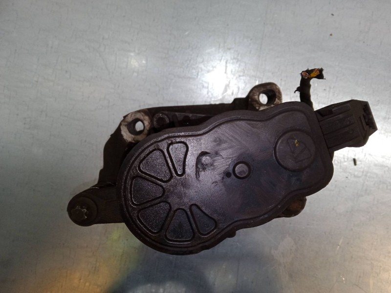 Recambio de pinza freno trasera derecha para citroën c4 spacetourer (3d_) 1.5 bluehdi 130 referencia OEM IAM   