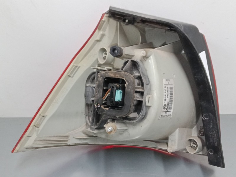 Recambio de piloto trasero derecho para volkswagen golf v (1k1) 1.6 referencia OEM IAM 1K6945096G  