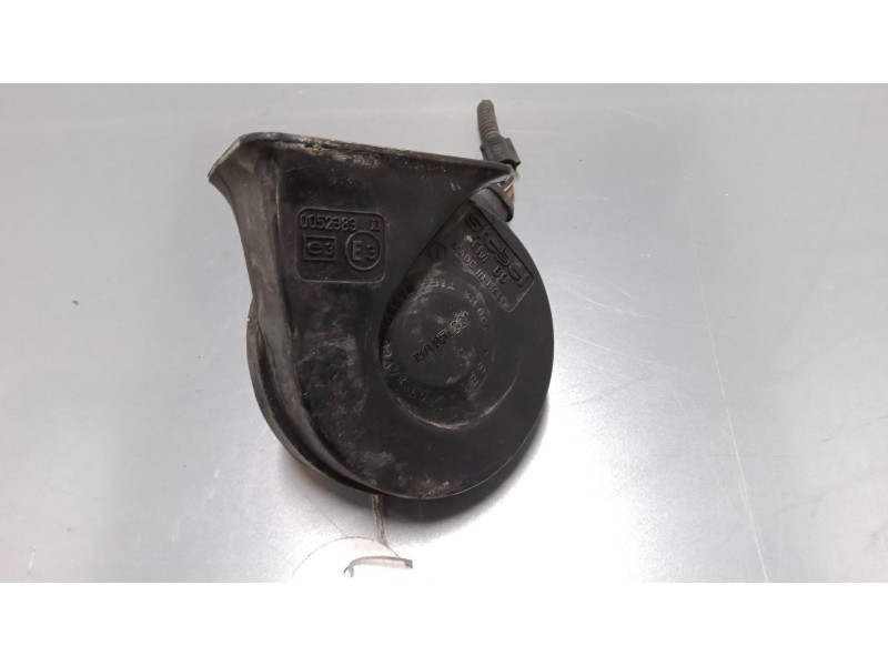 Recambio de claxon para volkswagen golf v (1k1) 1.6 referencia OEM IAM 5C0951221B  