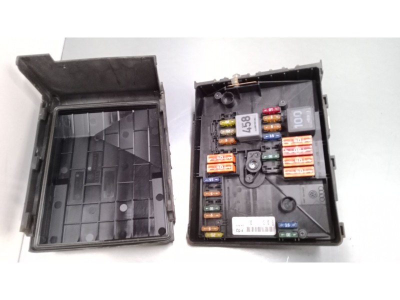 Recambio de caja reles / fusibles para volkswagen golf v (1k1) 1.6 referencia OEM IAM 1K0937124K  