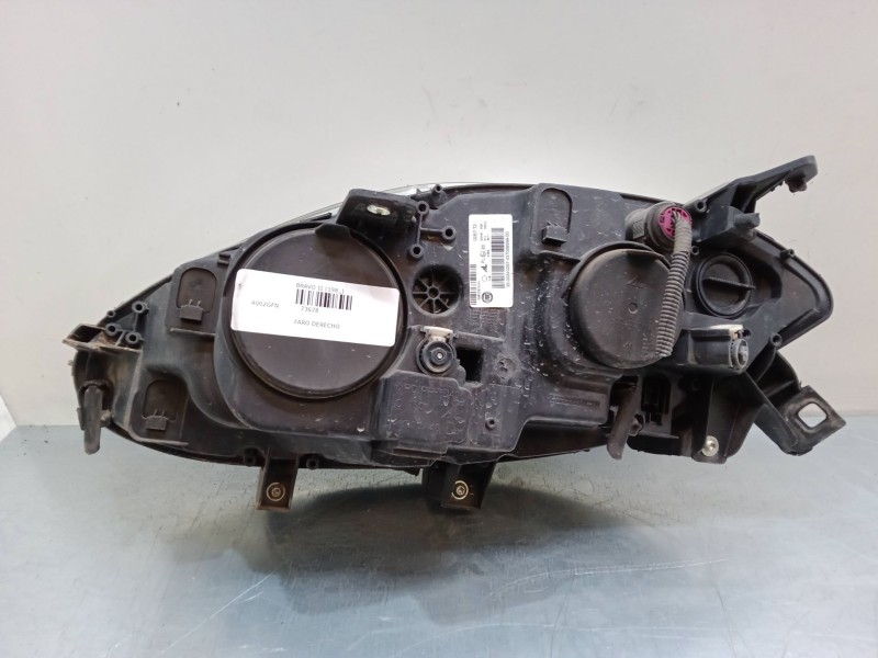 Recambio de faro derecho para fiat bravo ii (198_) 1.4 (198axa1b) referencia OEM IAM 437009999  00517575340