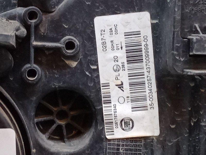 Recambio de faro derecho para fiat bravo ii (198_) 1.4 (198axa1b) referencia OEM IAM 437009999  00517575340