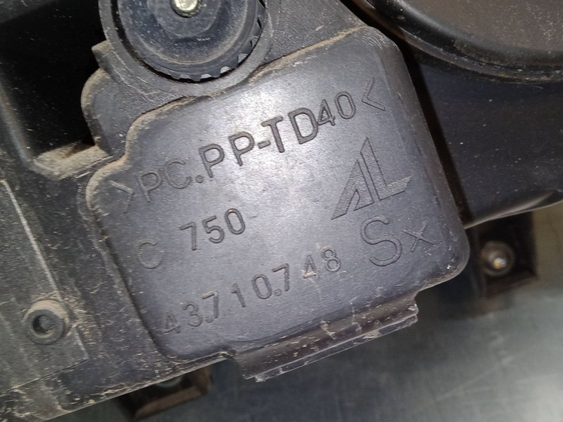 Recambio de faro izquierdo para fiat bravo ii (198_) 1.4 (198axa1b) referencia OEM IAM 43710748  