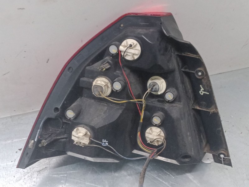 Recambio de piloto trasero derecho para chevrolet aveo / kalos sedán (t200) 1.4 referencia OEM IAM   