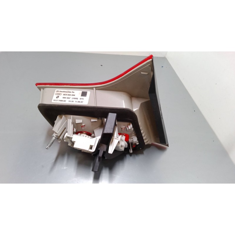 Recambio de piloto trasero porton derecho para audi a4 b7 avant (8ed) 2.0 tdi referencia OEM IAM 8E9945094  