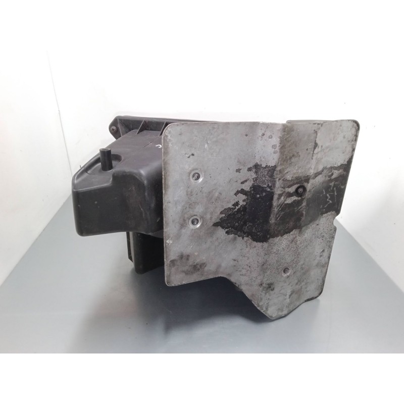 Recambio de caja filtro de aire para audi a4 b7 avant (8ed) 2.0 tdi referencia OEM IAM 03G133835  