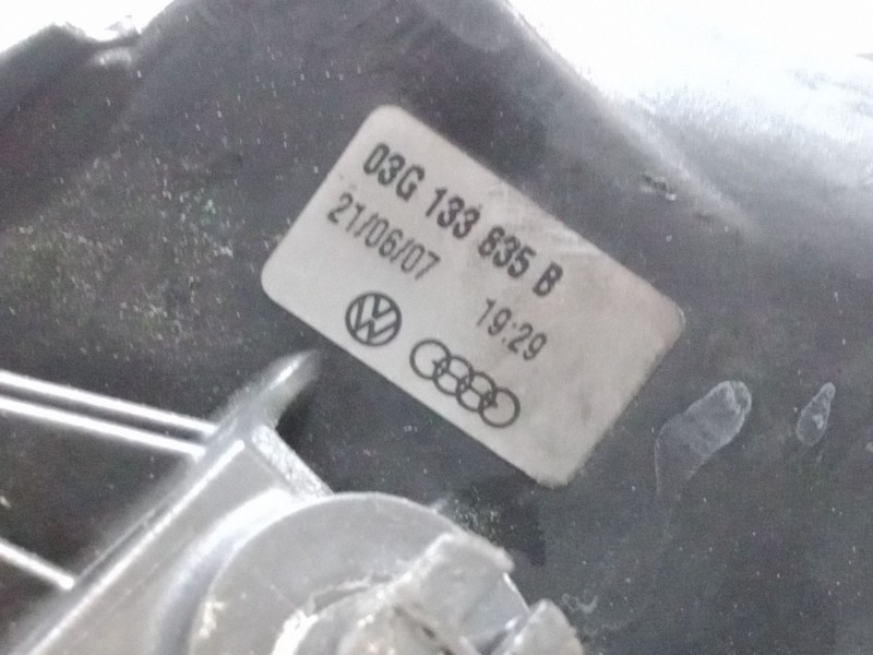 Recambio de caja filtro de aire para audi a4 b7 avant (8ed) 2.0 tdi referencia OEM IAM 03G133835  