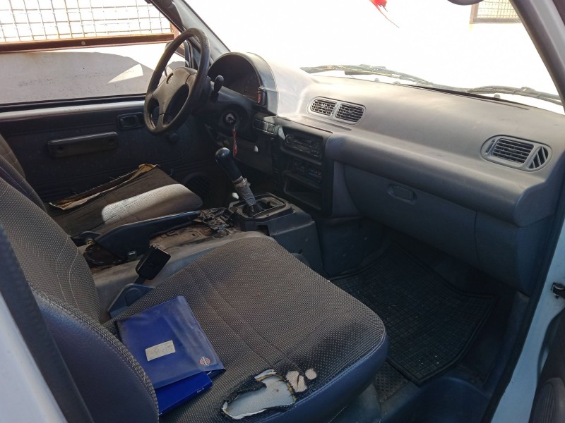 nissan vanette cargo furgoneta (hc 23) del año 1998