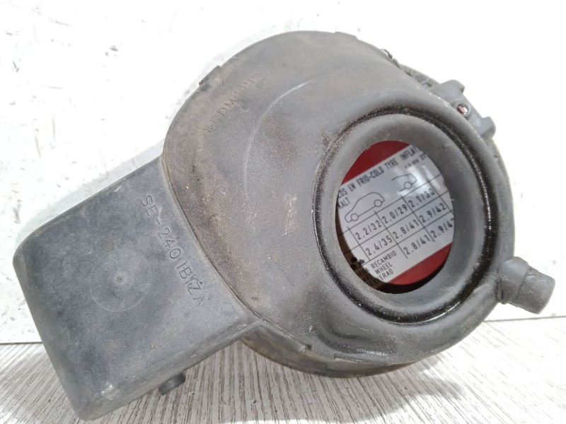 Recambio de tapa exterior combustible para seat ibiza iii (6l1) 1.9 tdi referencia OEM IAM 6L6809905G  