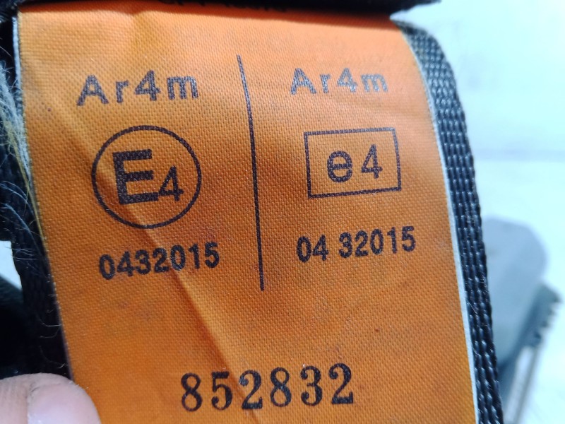Recambio de cinturon seguridad trasero izquierdo para chevrolet aveo / kalos sedán (t250, t255) 1.4 referencia OEM IAM 852832  