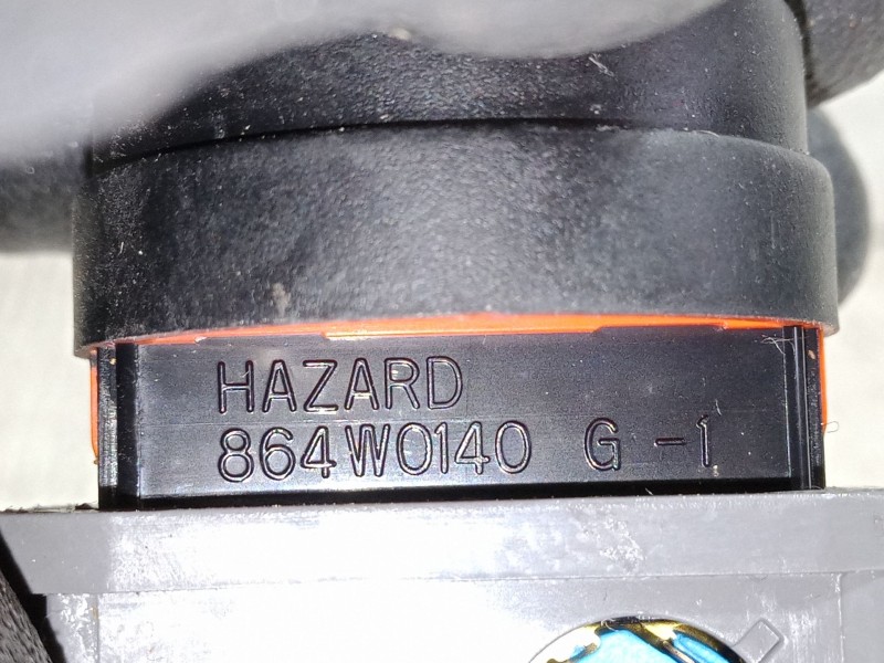 Recambio de warning para chevrolet aveo / kalos sedán (t250, t255) 1.4 referencia OEM IAM 864W0140  