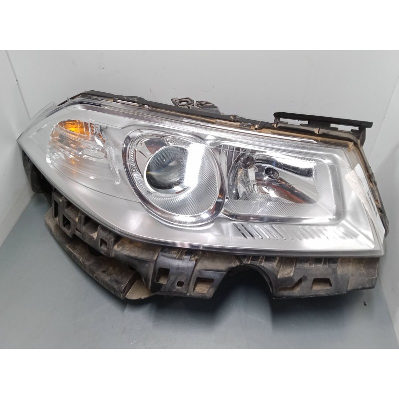 Recambio de faro derecho para renault megane ii station wagon (km0/1_) 1.6 16v referencia OEM IAM   