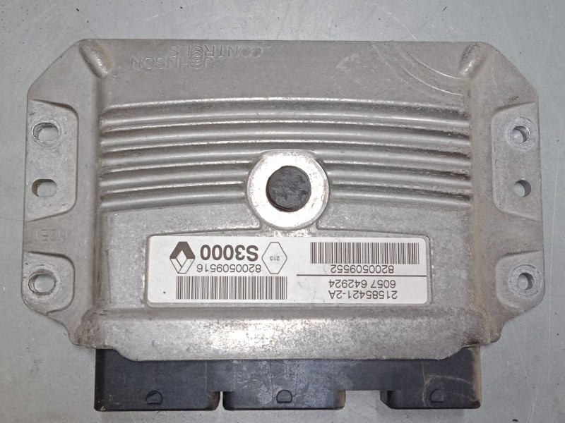 Recambio de centralita motor uce para renault megane ii station wagon (km0/1_) 1.6 16v referencia OEM IAM 8200509552  