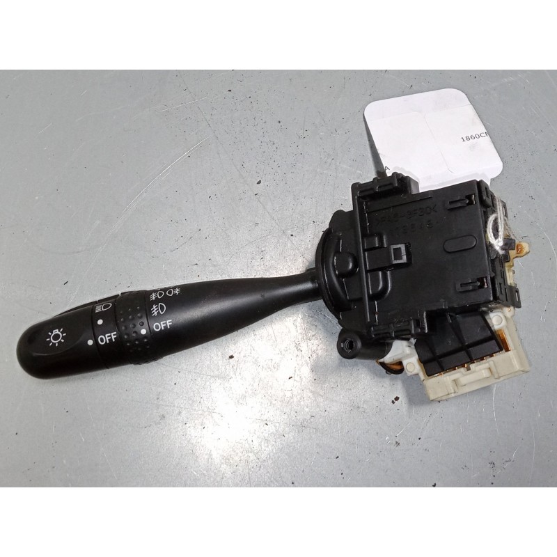 Recambio de mando de intermitencia para toyota corolla (_e12_) 1.6 vvt-i (zze121_) referencia OEM IAM   