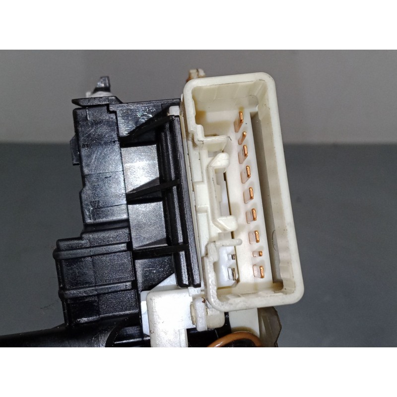 Recambio de mando de intermitencia para toyota corolla (_e12_) 1.6 vvt-i (zze121_) referencia OEM IAM    Recambio de mando de intermitencia para toyota corolla (_e12_) 1.6 vvt-i (zze121_) referencia OEM IAM