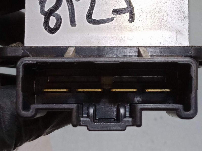 Recambio de resistencia calefaccion para toyota corolla (_e12_) 1.6 vvt-i (zze121_) referencia OEM IAM 499300-2121 DENS0  Recambio de resistencia calefaccion para toyota corolla (_e12_) 1.6 vvt-i (zze121_) referencia OEM IAM 499300-2121 DENS0