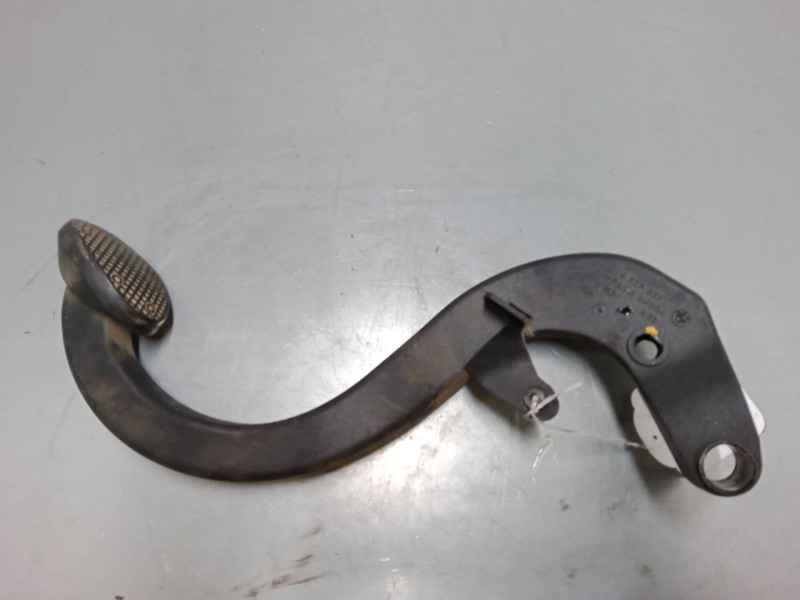 Recambio de pedal embrague para mini mini (r50, r53) cooper referencia OEM IAM    Recambio de pedal embrague para mini mini (r50, r53) cooper referencia OEM IAM