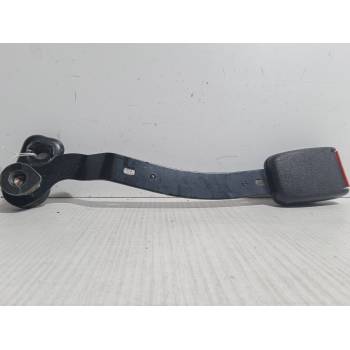 ANCLAJE CINTURON DELANTERO DERECHO 