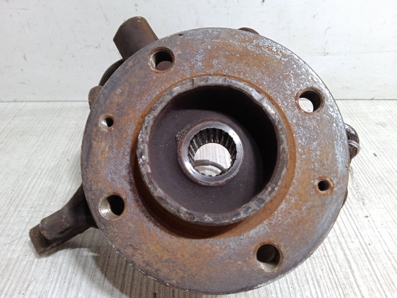 Recambio de mangueta delantera derecha para citroën c3 i (fc_, fn_) 1.4 i referencia OEM IAM   