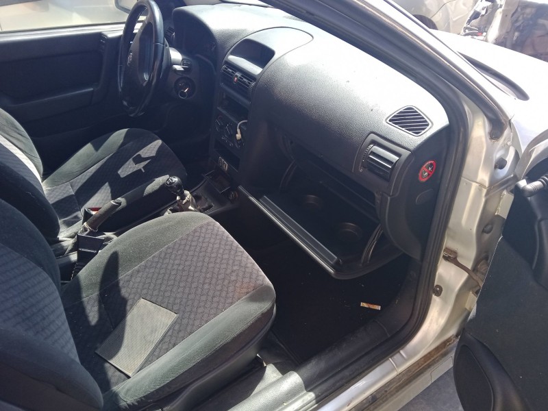opel astra g hatchback (t98) del año 2002
