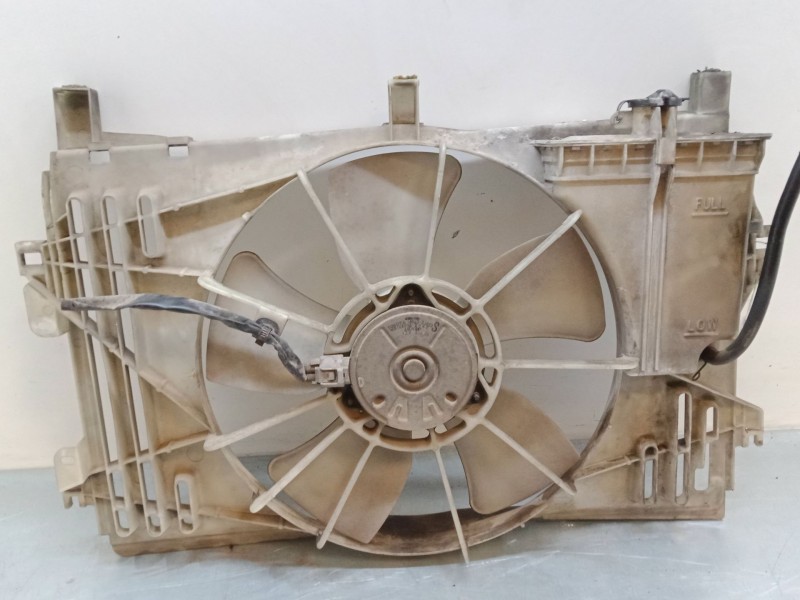 Recambio de electroventilador para toyota corolla (_e12_) 1.6 vvt-i (zze121_) referencia OEM IAM C1122750   Recambio de electroventilador para toyota corolla (_e12_) 1.6 vvt-i (zze121_) referencia OEM IAM C1122750