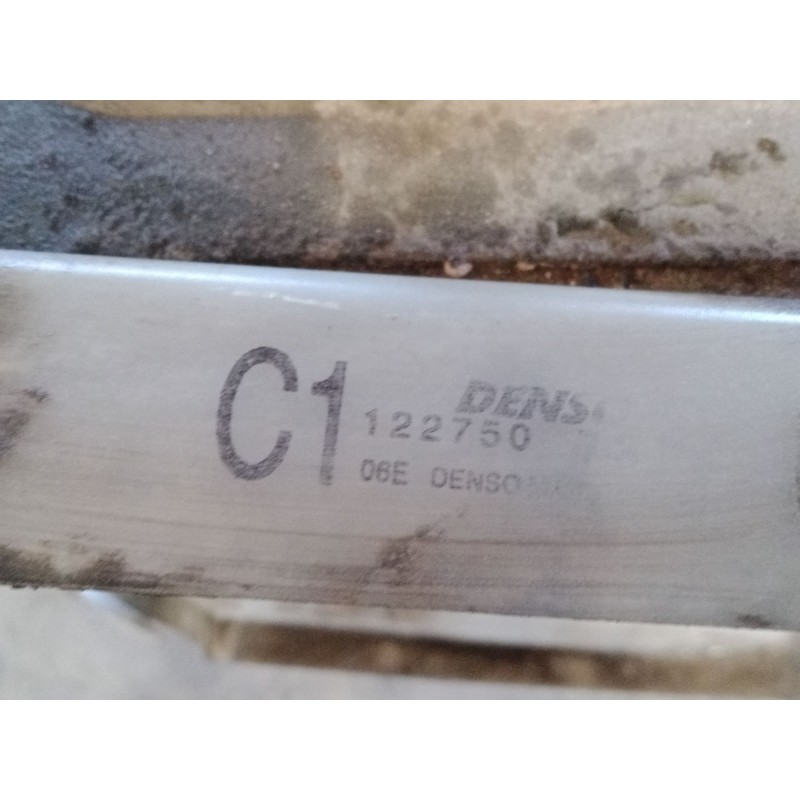 Recambio de electroventilador para toyota corolla (_e12_) 1.6 vvt-i (zze121_) referencia OEM IAM C1122750   Recambio de electroventilador para toyota corolla (_e12_) 1.6 vvt-i (zze121_) referencia OEM IAM C1122750