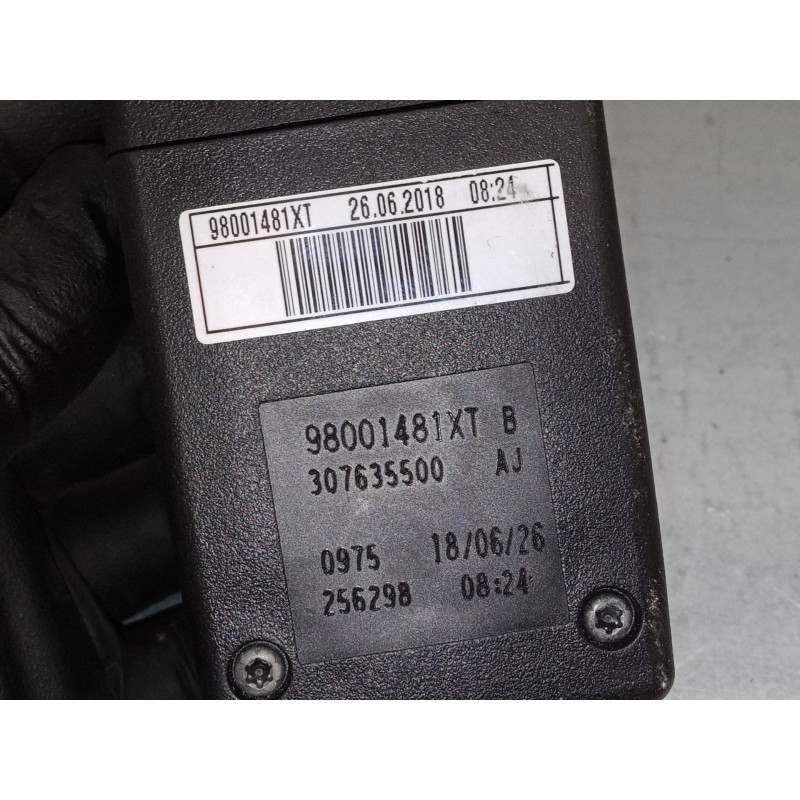 Recambio de enganche cinturon trasero central izquierdo para citroën c4 spacetourer (3d_) 1.5 bluehdi 130 referencia OEM IAM   