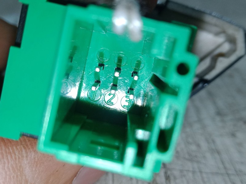 Recambio de interruptor cerradura central para citroën c3 ii (sc_) 1.4 hdi 70 (sc8hzc, sc8hr0, sc8hp4) referencia OEM IAM 966565